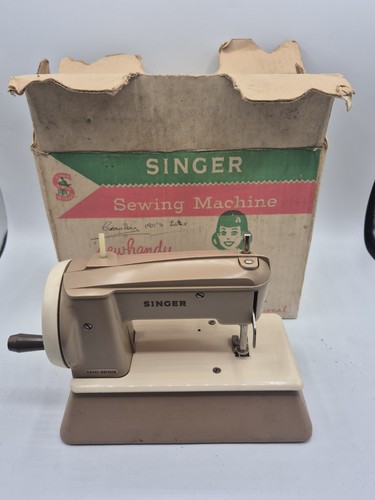 Vintage singer sewhandy model - singer,
