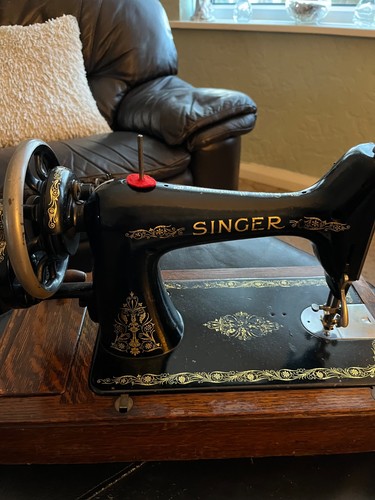 Singer vintage sewing machine - singer,