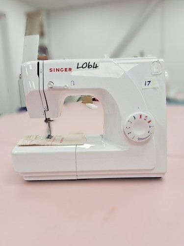 Singer 1507 sewing machine - singer,