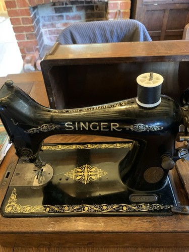 Singer sewing machine - sewing,