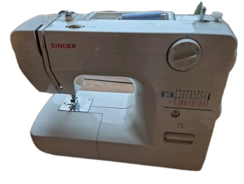 Singer 1116 sewing machine - 1116, |