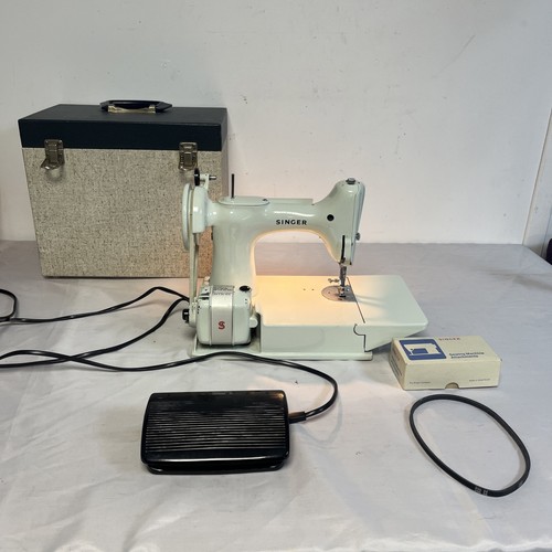 Vintage 221k singer - vintage,