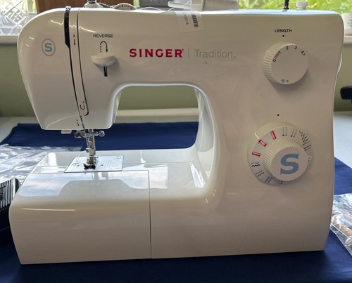 Singer sewing machine 2259 - sewing,