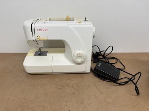Singer sewing machine - singer,