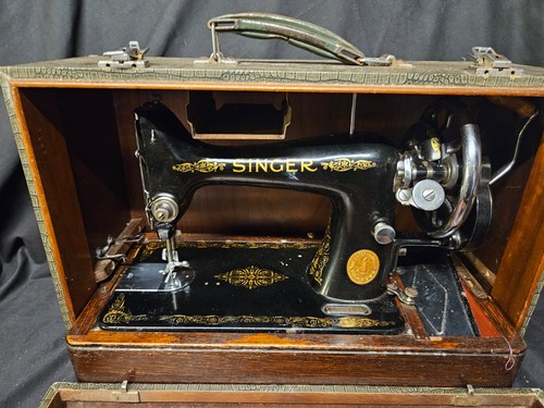 Vintage singer 99k hand - hand, crank
