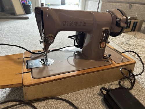Singer electric sewing machine - singer,