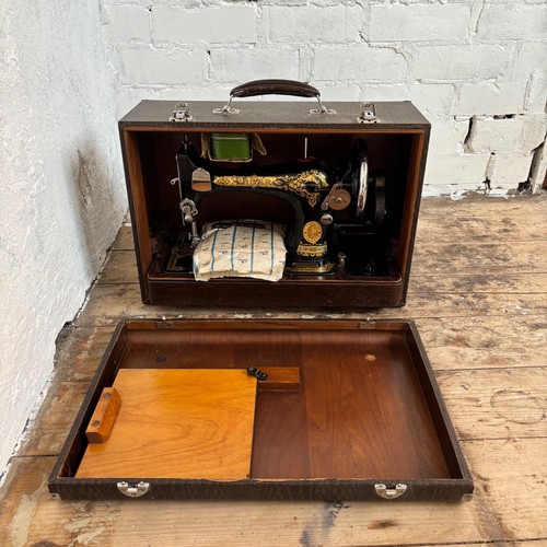 Vintage hand crank singer 28k - vintage,