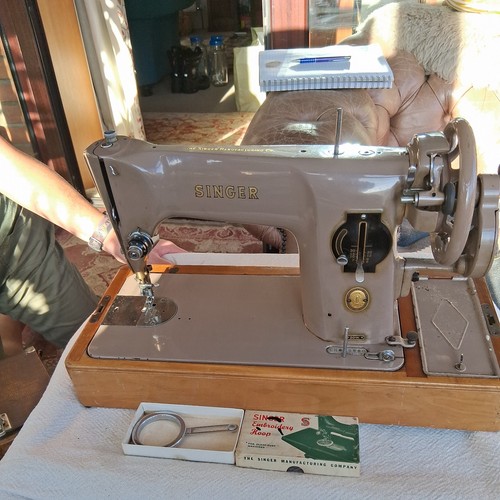 Singer 201k hand crank - crank, sewing