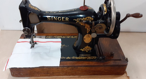 Singer vintage sewing machine - singer,