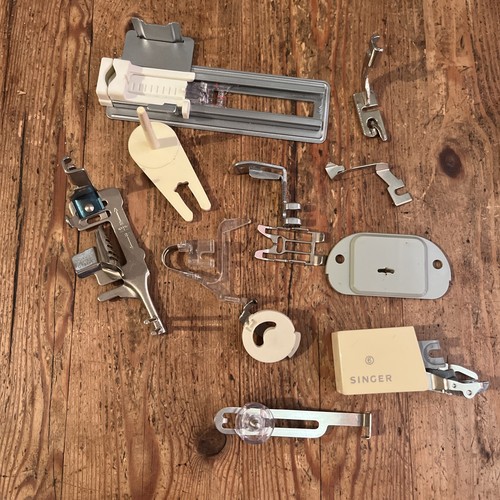 Singer sewing machine - singer,