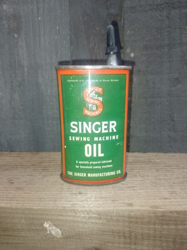 Vintage singer sewing machine - singer,