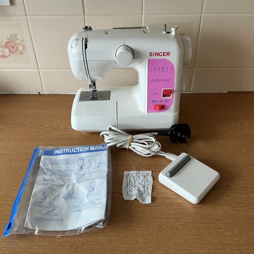 Singer model 100 featherweight - singer,