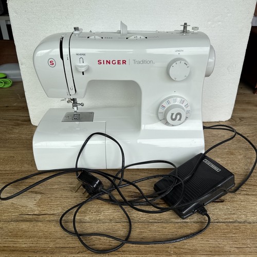 Singer tradition sewing - tradition,