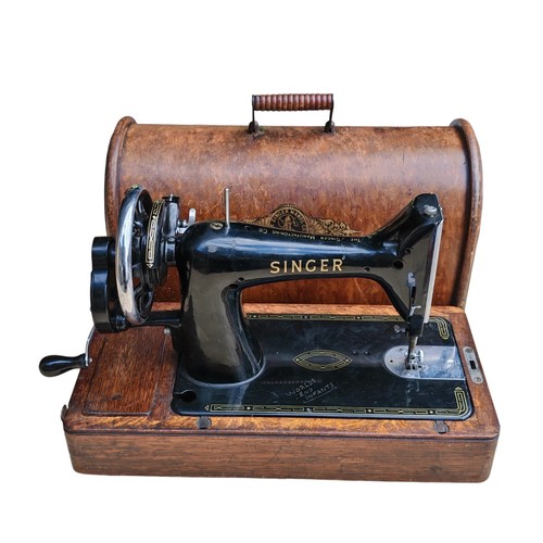 Singer sewing machine - machine, hand