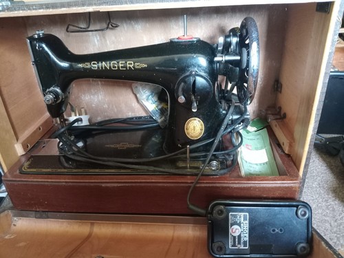 Vintage singer sewing machine - singer,