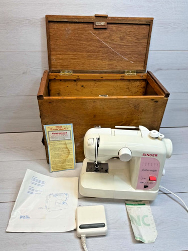 Singer 100 featherweight - 100,