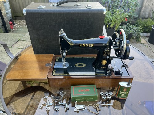 Vintage singer sewing machine - vintage,