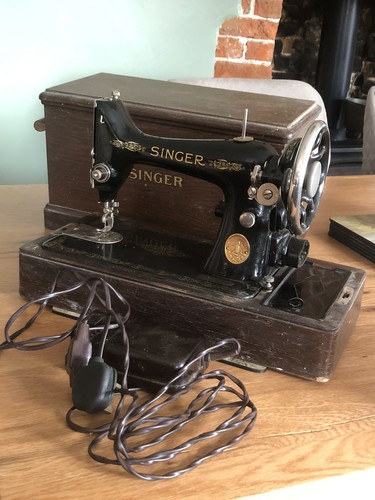 Antique 1931 electric singer - 1931,