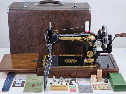 Beautiful 1940 singer - 1940,