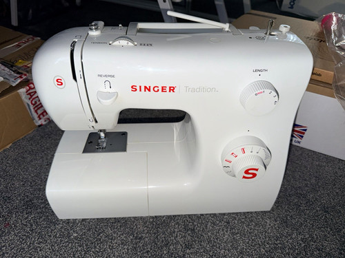 Singer tradition 2250 electric - singer,