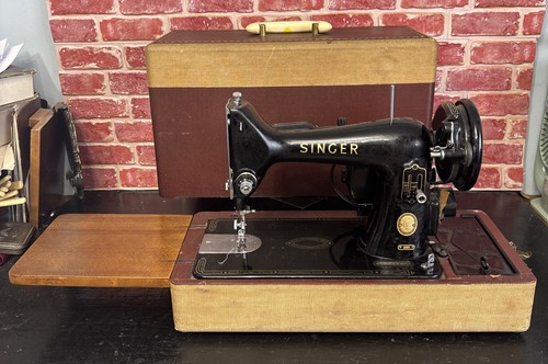 Vintage 1958 singer - vintage, 99k