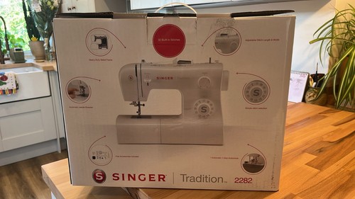 Singer sewing machine - sewing,