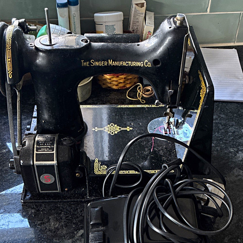 Singer 221k electric portable - singer,