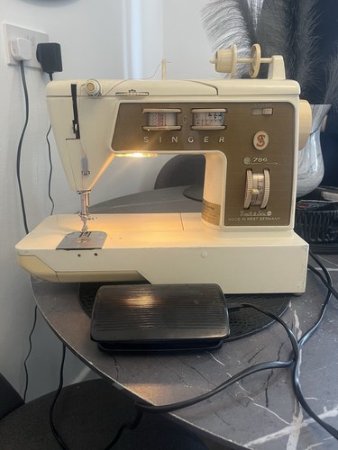 Singer 786 sewing machine with - singer,
