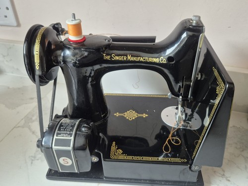 Singer featherweight 221 - singer,