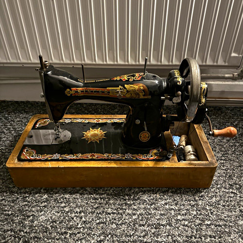 Singer vintage mechanical hand - singer,